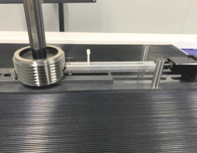 Horizontal thread machine to measure thread plug gauge Horizontal thread machine to measure thread plug gauge