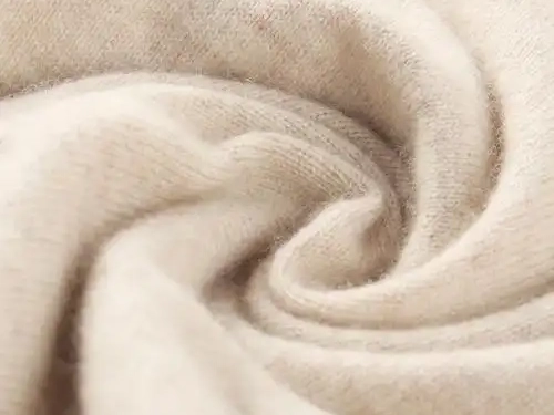 The difference between cashmere and wool
