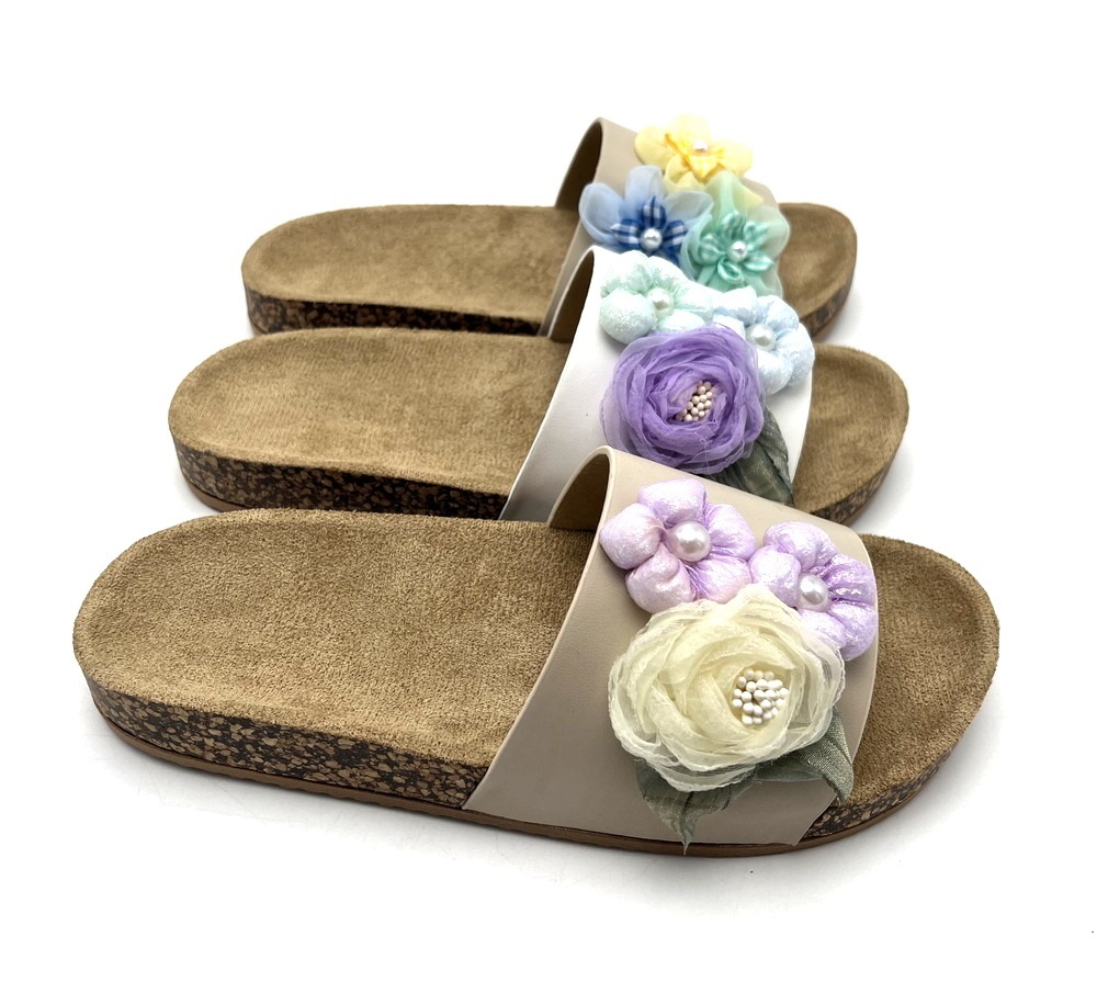 Nice design OEM Custom logo open toe PVC injection cheap latest ladies slippers shoes and sandals women sandals flat summer