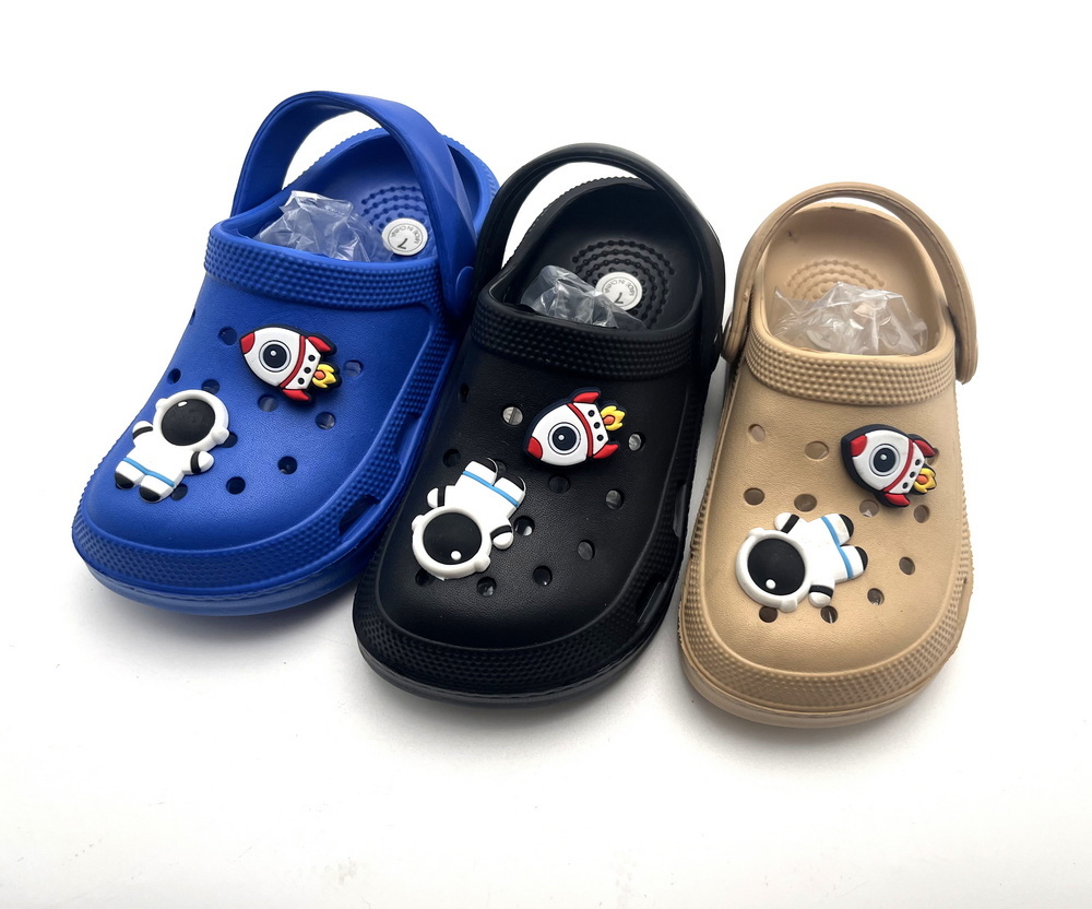 Best Sales Classic Design with Shoes Charm Eva Clogs Garden Shoes Mules Slipper Shoes