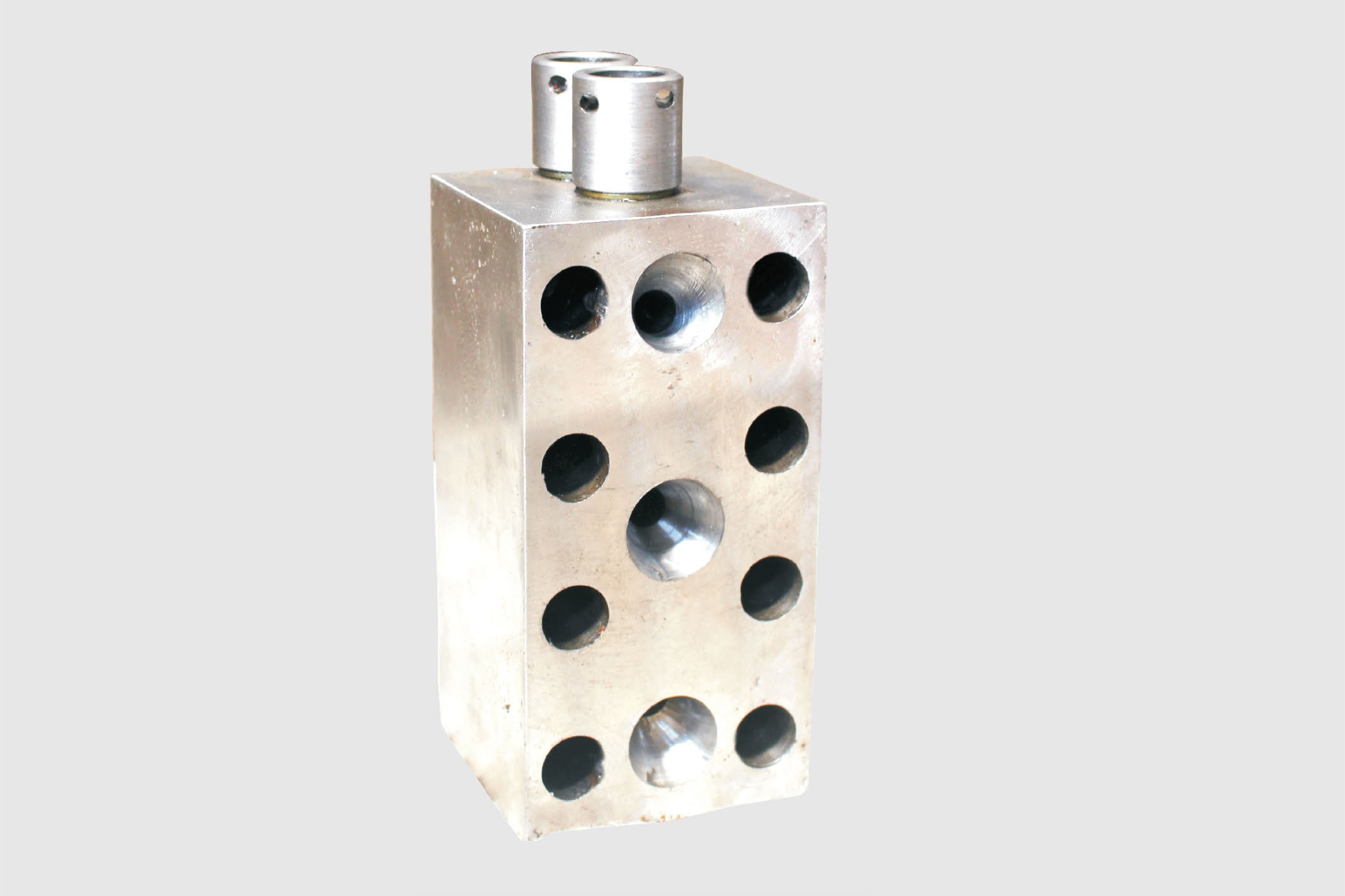 ZPJ掘進(jìn)機(jī)用噴霧降塵裝置