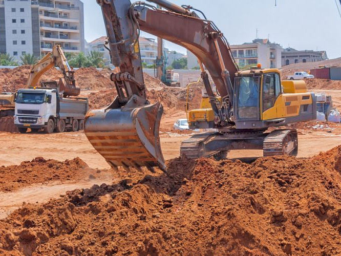 Que faut-il prendre en compte lors de la construction de travaux publics municipaux ?