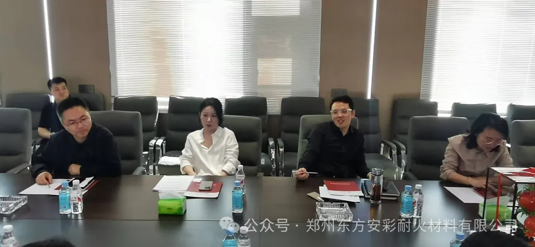 新密市副市长王景莅临郑州东方安彩耐火材料有限公司调研科技创新与企业运行情况