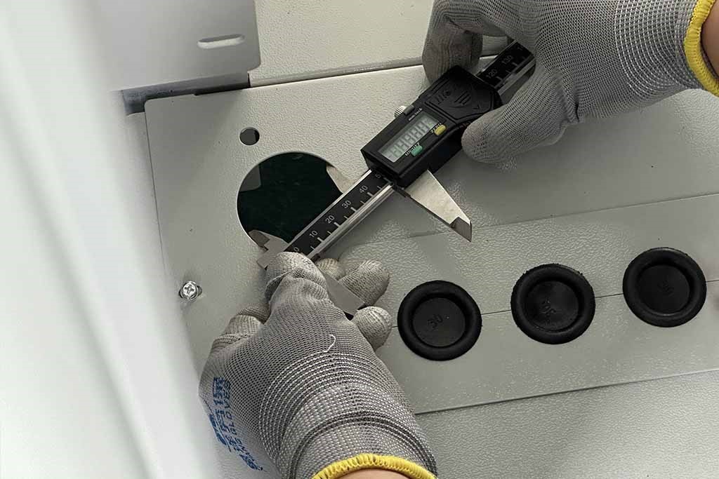 Caliper Inspecting Inner Hole Distance