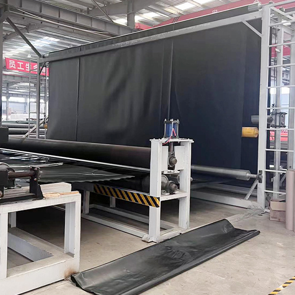 Geo-membrane blown film equipment
