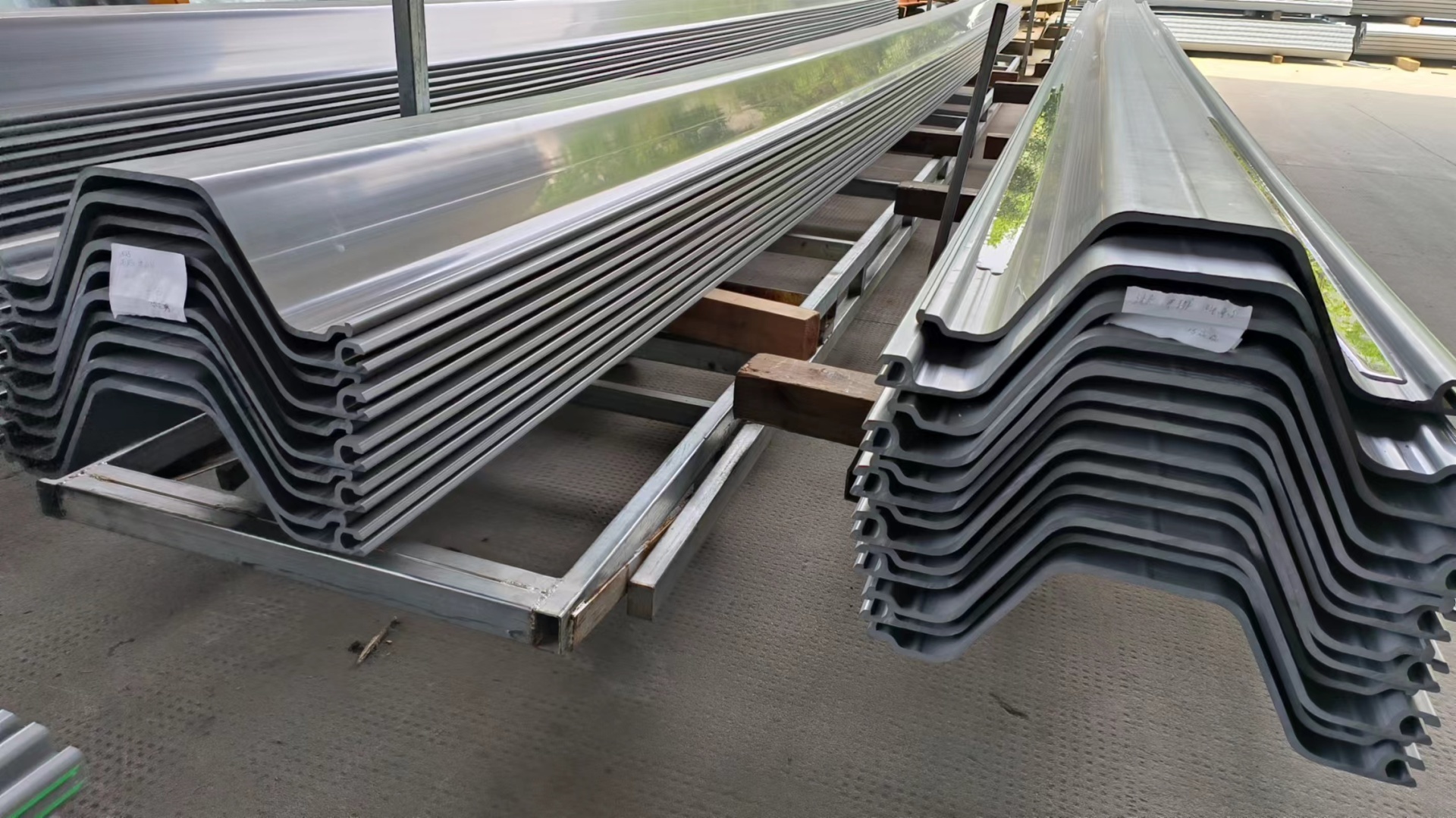 Strong PVC sheet pile vinyl sheet pile for water control
