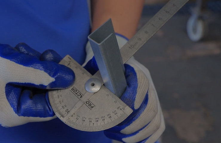 Performance characteristics of push-pull fans