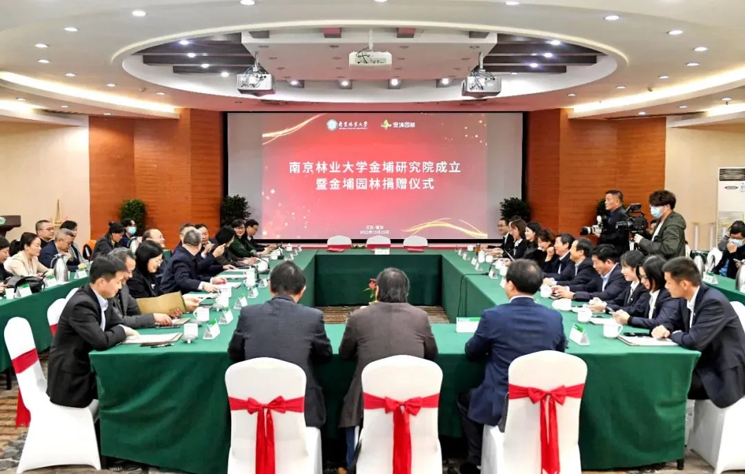 豐碑無(wú)語(yǔ)，行勝于言，寫在上市三周年