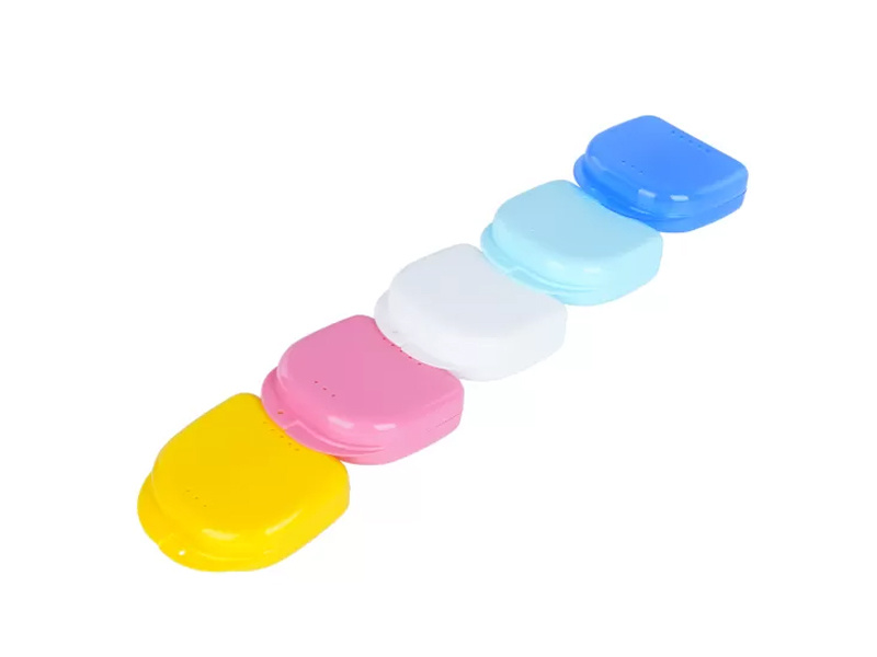 Caixa para dentadura (8 orifícios)