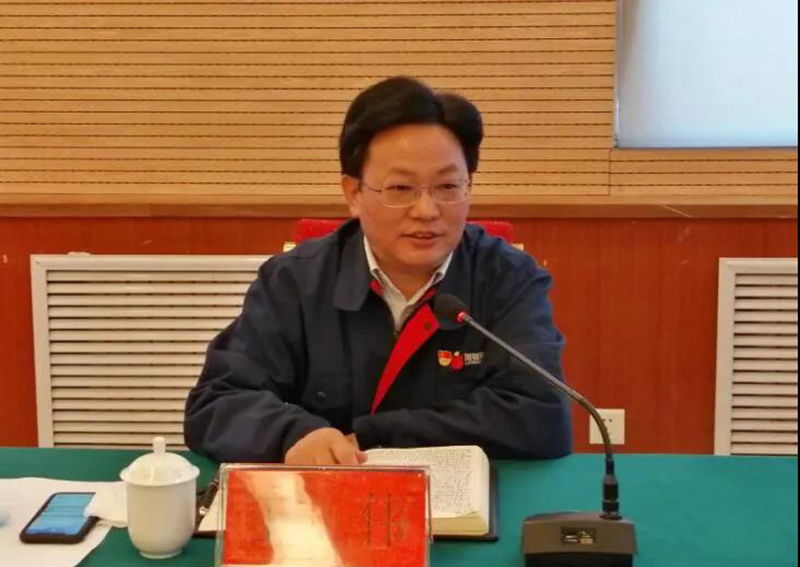 洛銅集團(tuán)召開紀(jì)念“五四”運(yùn)動(dòng)101周年青年座談會(huì)