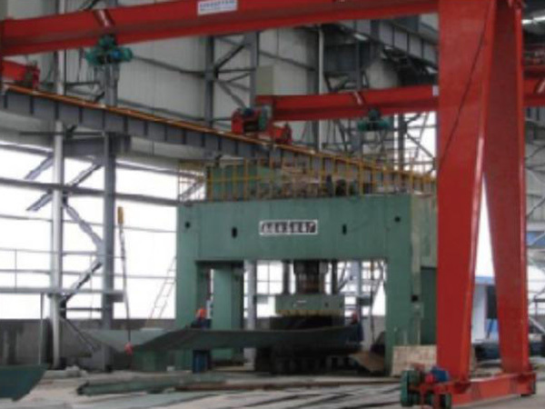1000T hydraulic machine