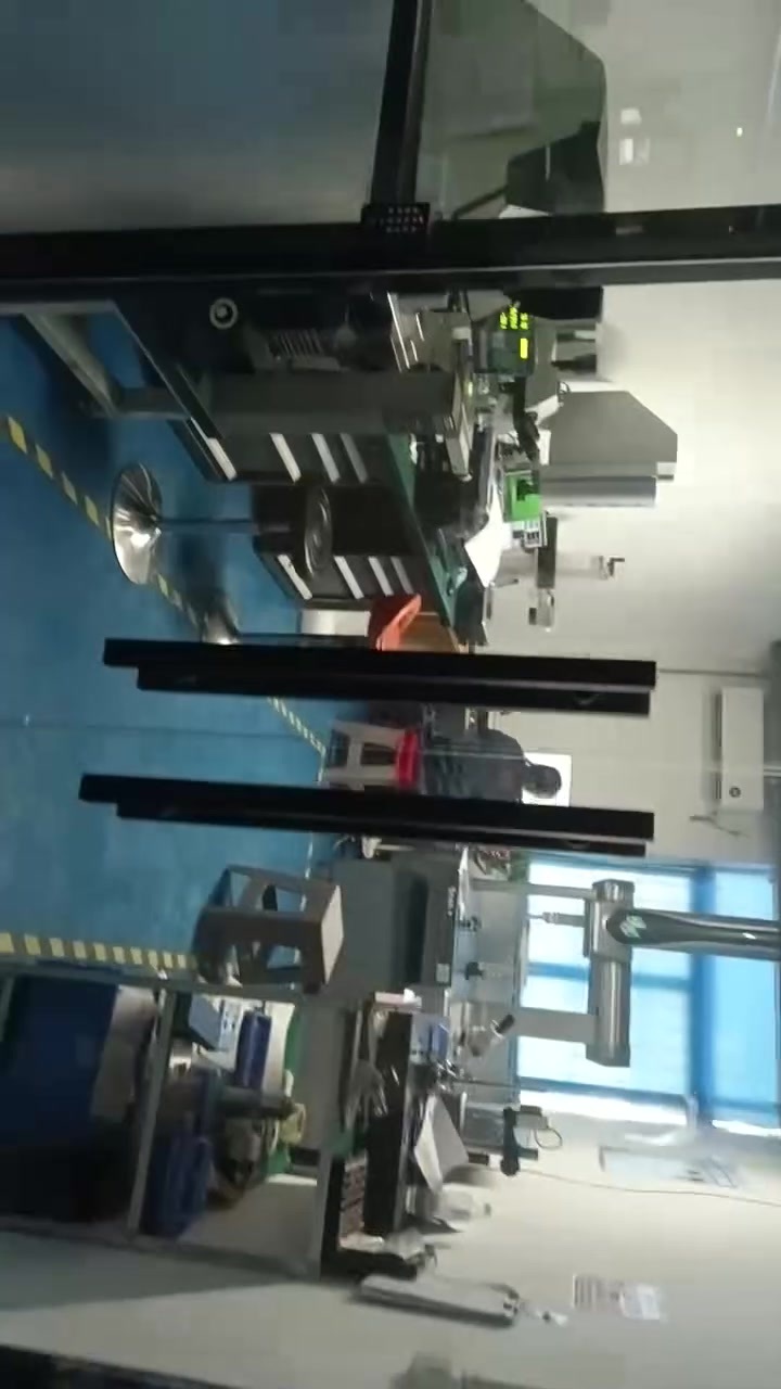 5555de0ceaae899059d03b2f19ecab86.mov