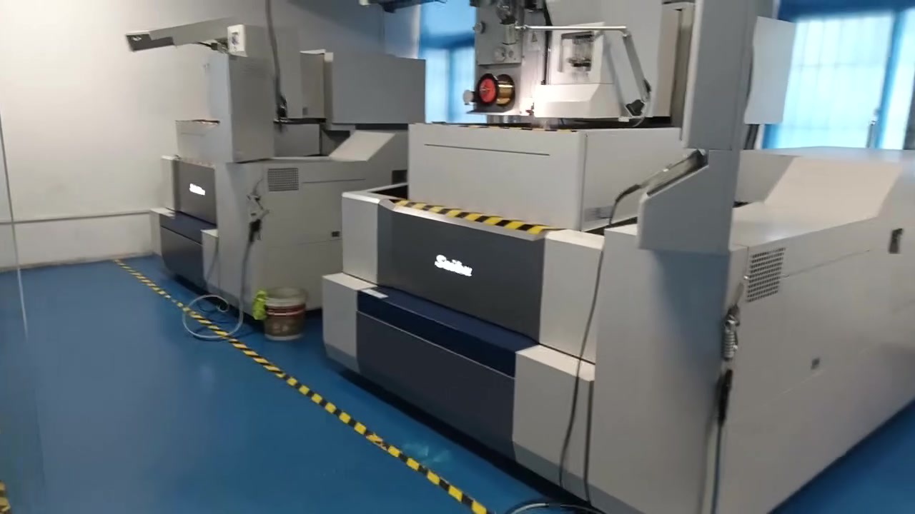 5f0aebe6f15de6064dbcdd4eefe1a230.mov