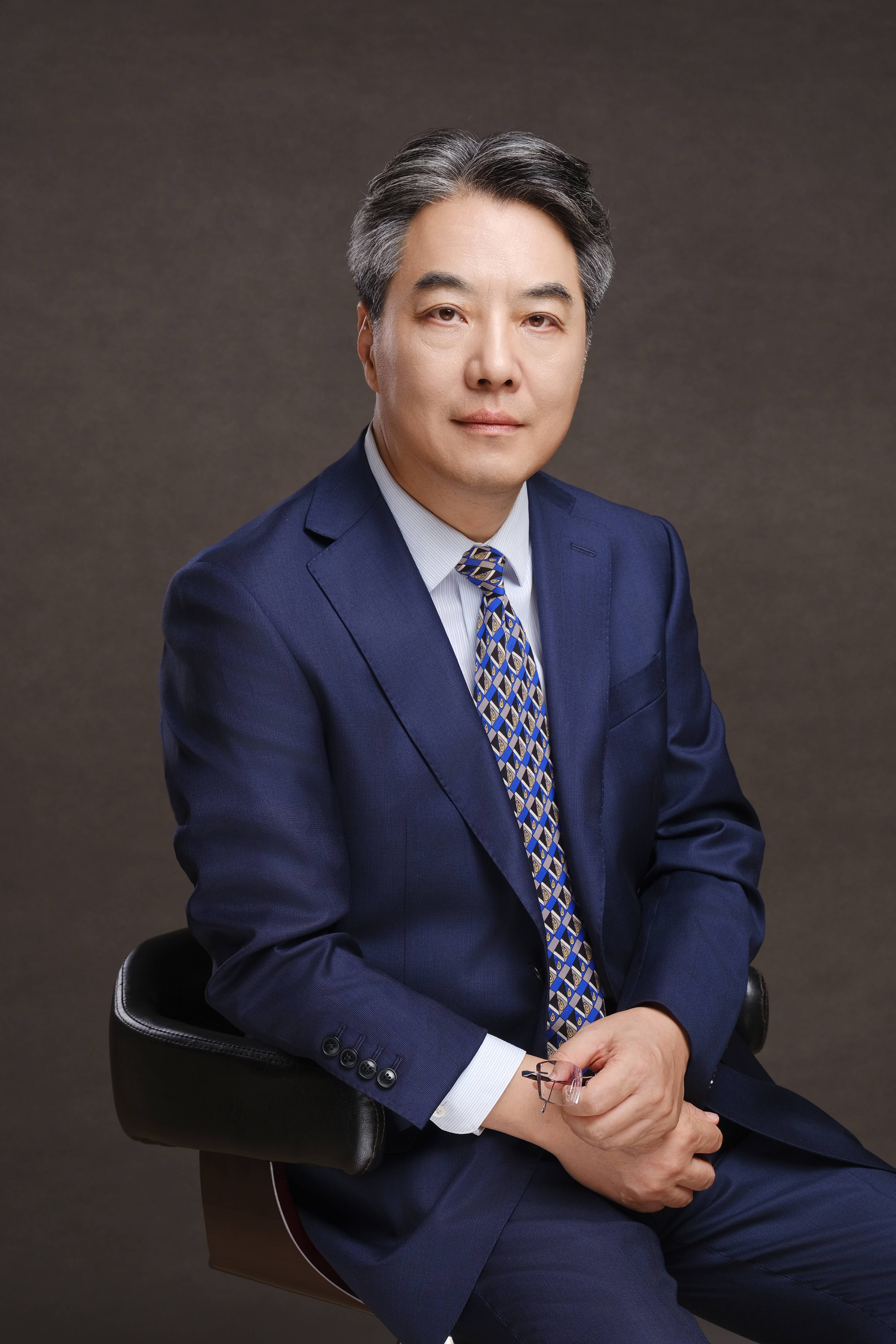 监事会主席 吕晨先生 监事会主席 吕晨先生