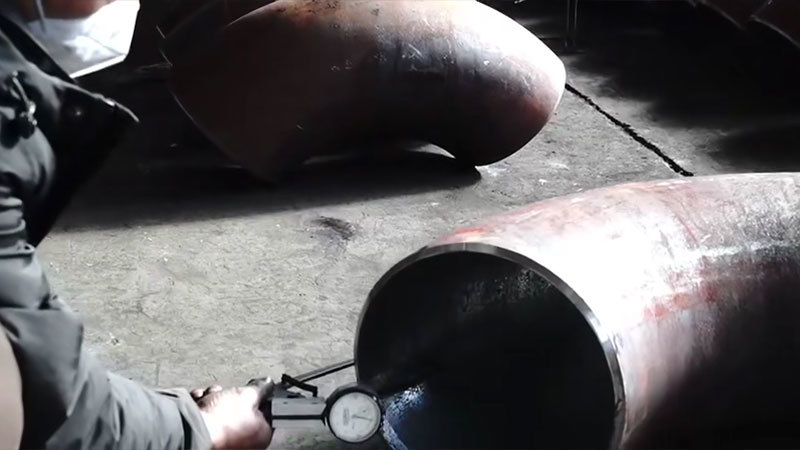 Steel pipe bends (sometimes also called elbows) are key components in pressure pipe systems