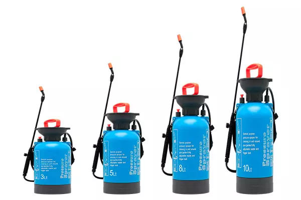 Operation method of ultra-low volume spray