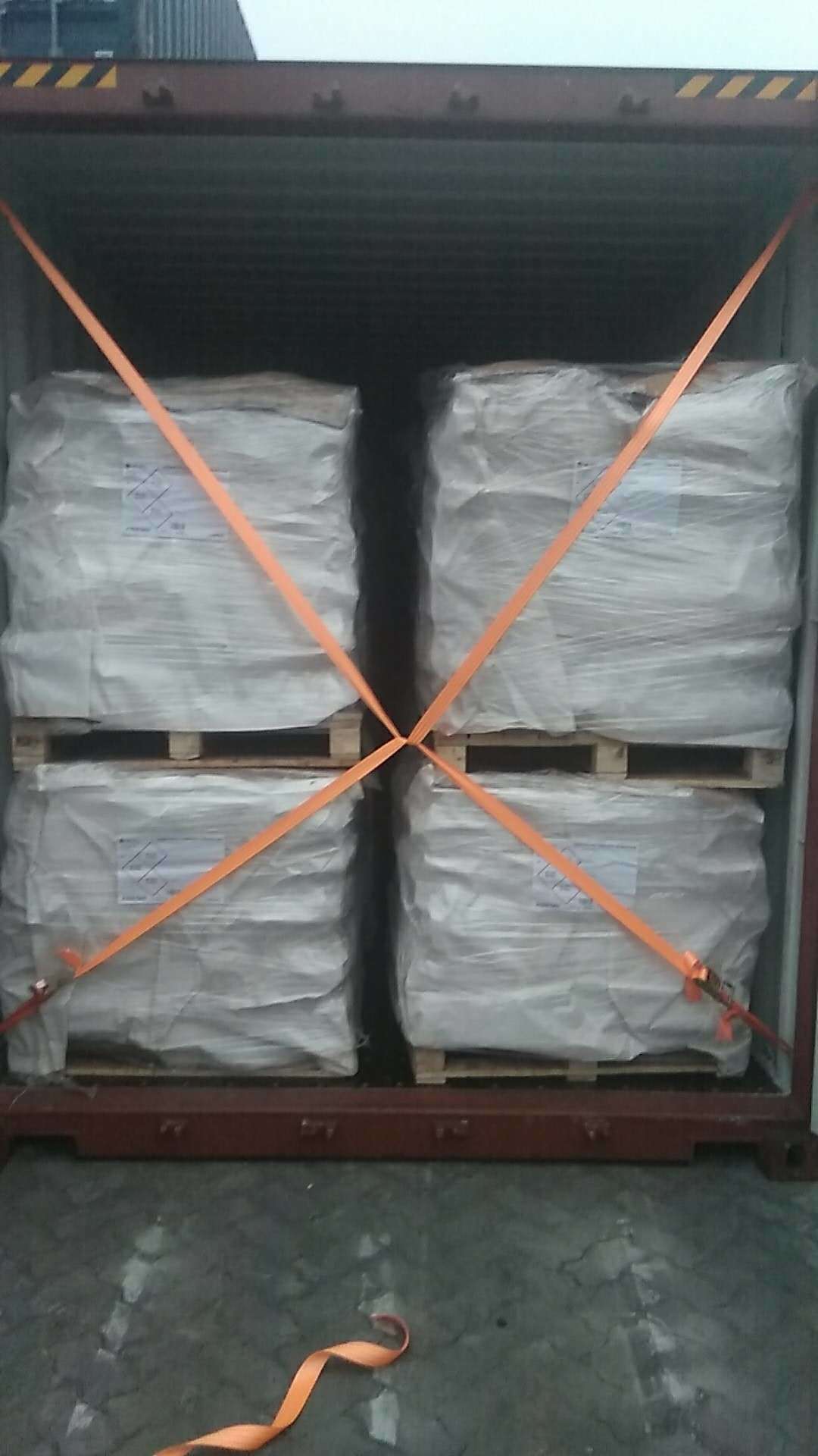 Ferric hydroxide desulfurizer