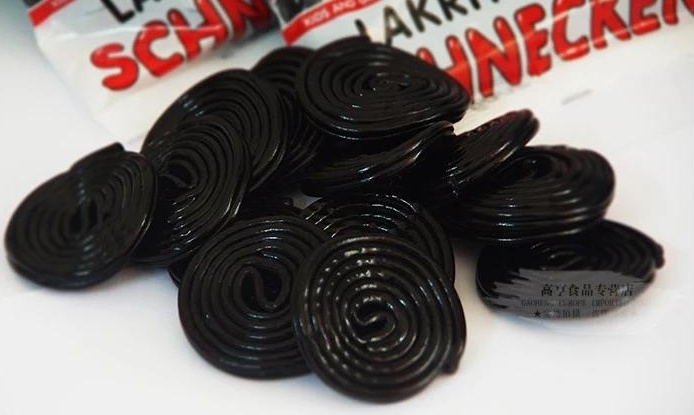 Carbon for food coloring