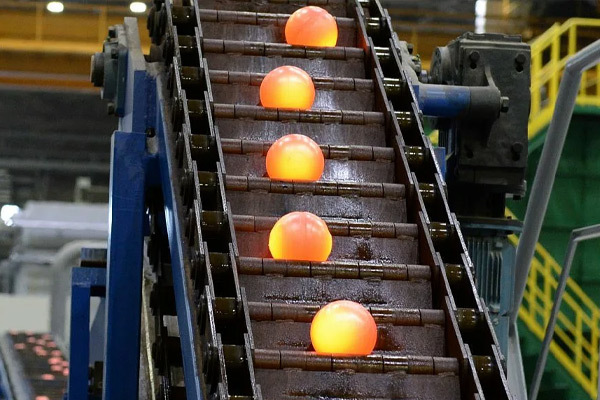 The difference between forged balls and hot-rolled grinding balls