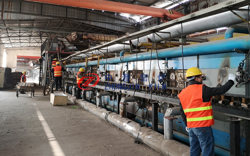 Nanometer microcrystal plate production line