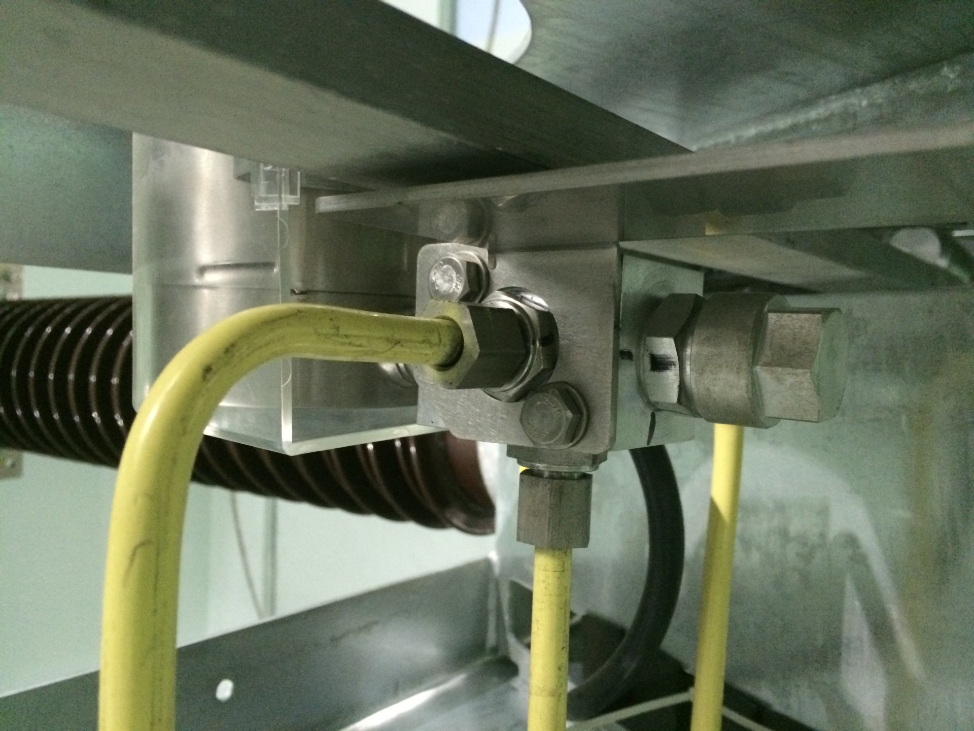 Transformation of 35kV - 550kV high-voltage circuit breaker SF6 densimeter (18 countermeasures of State Grid)
