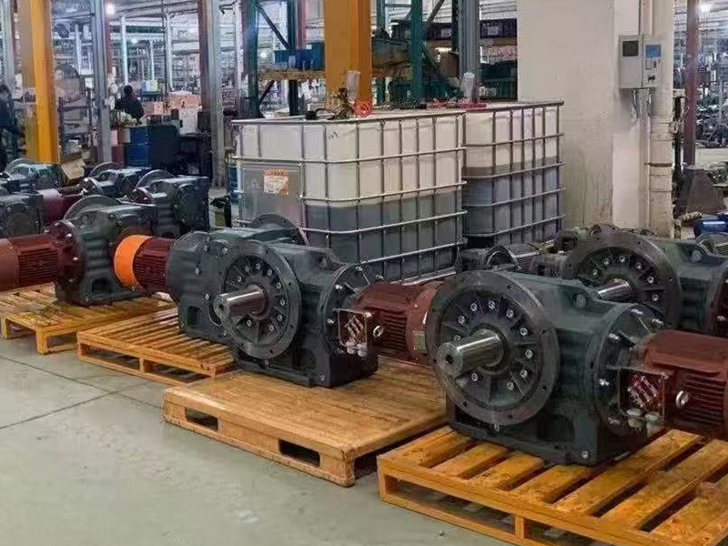 QTM Hybrid Gear Reducers Break Torque Density Limits in Wind Pitch Systems