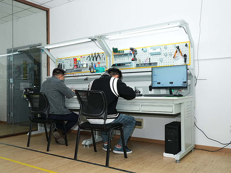 Lab Bench-1
