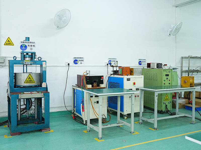 Packaging workshop magnetizer-2