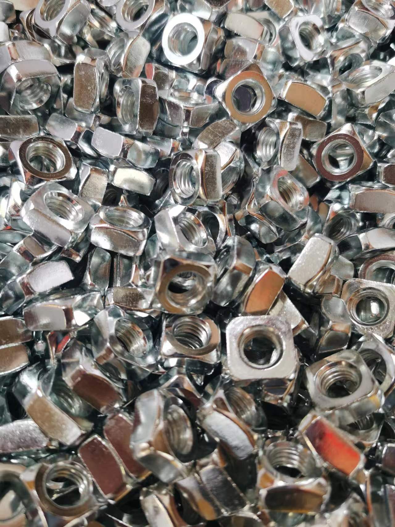 DIN557 Square Nuts