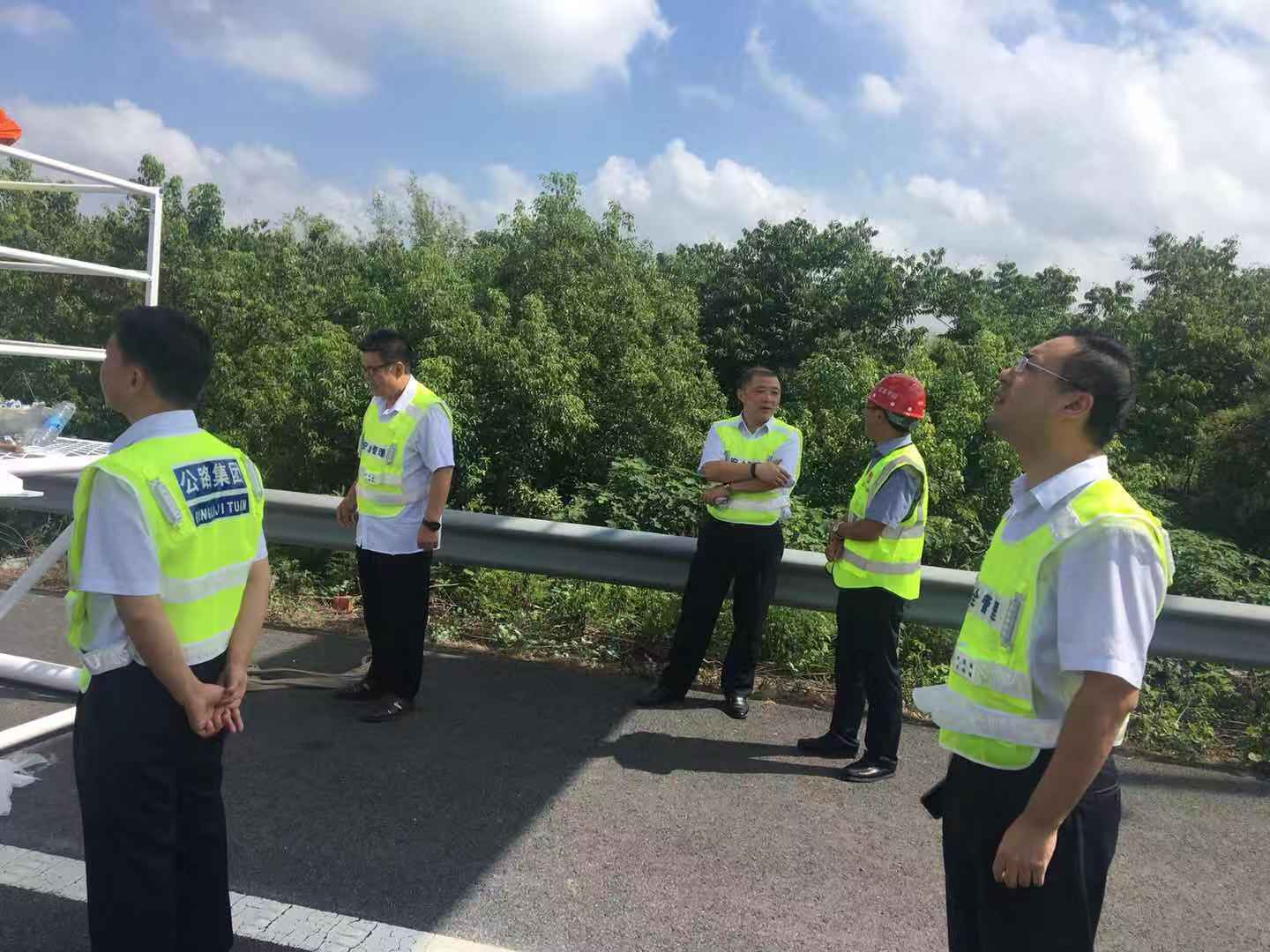 平山公司ETC門架施工項目順利完工