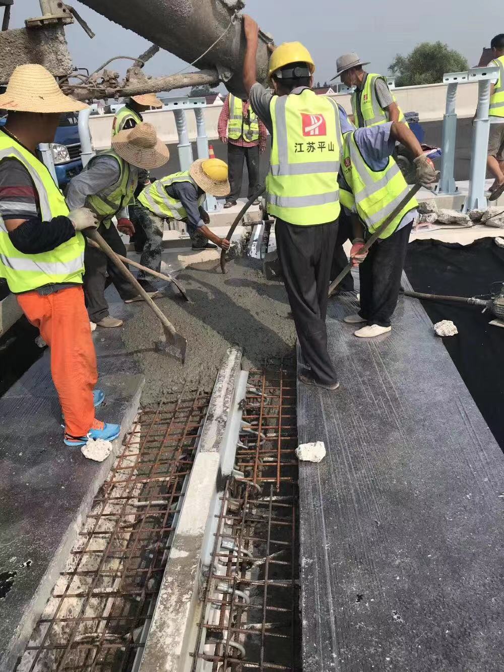 戰(zhàn)高溫 斗酷暑 平山公司有序推進各重點工程建設(shè)
