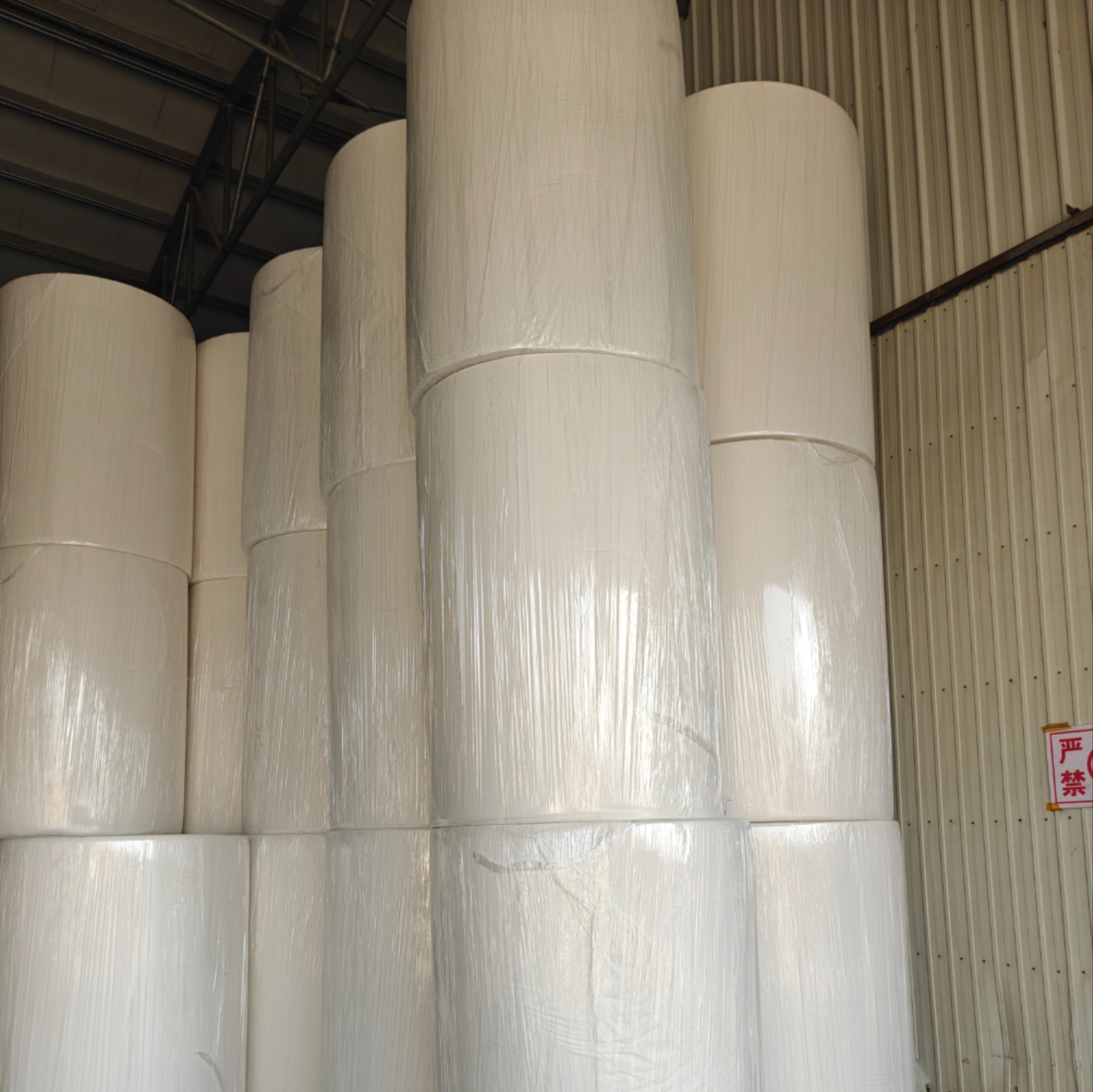 The Essential Guide to Jumbo Roll Paper for Tissue Converters The Essential Guide to Jumbo Roll Paper for Tissue Converters