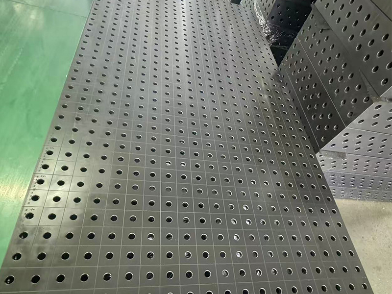 D16  Steel nitriding welding table