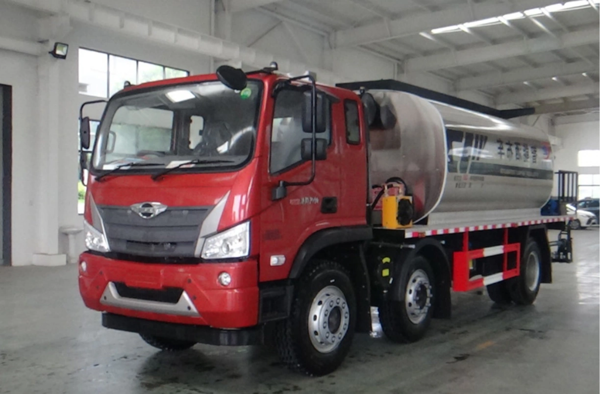15 cubic meter Futian asphalt spreader