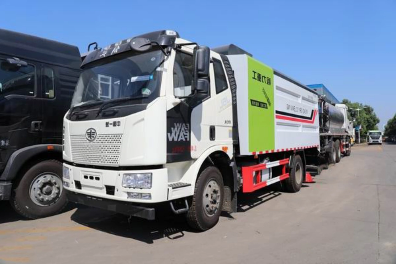 FAW Jiefang vacuum sweeper truck