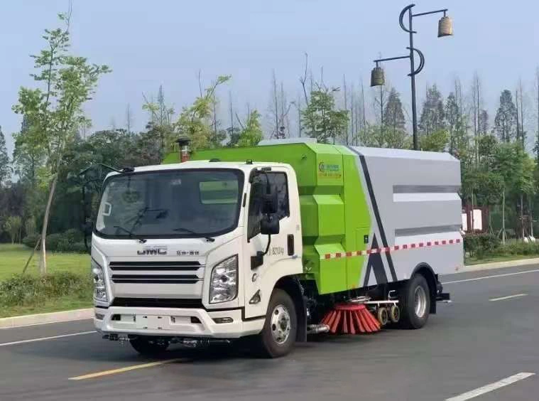 Jiangling road sweeper