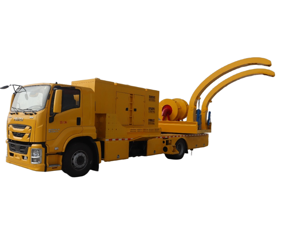 Isuzu large flow remote water supply and drainage rescue vehicle