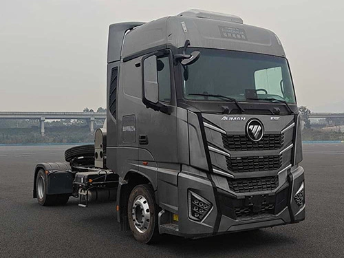 4X2 Ouman tractor