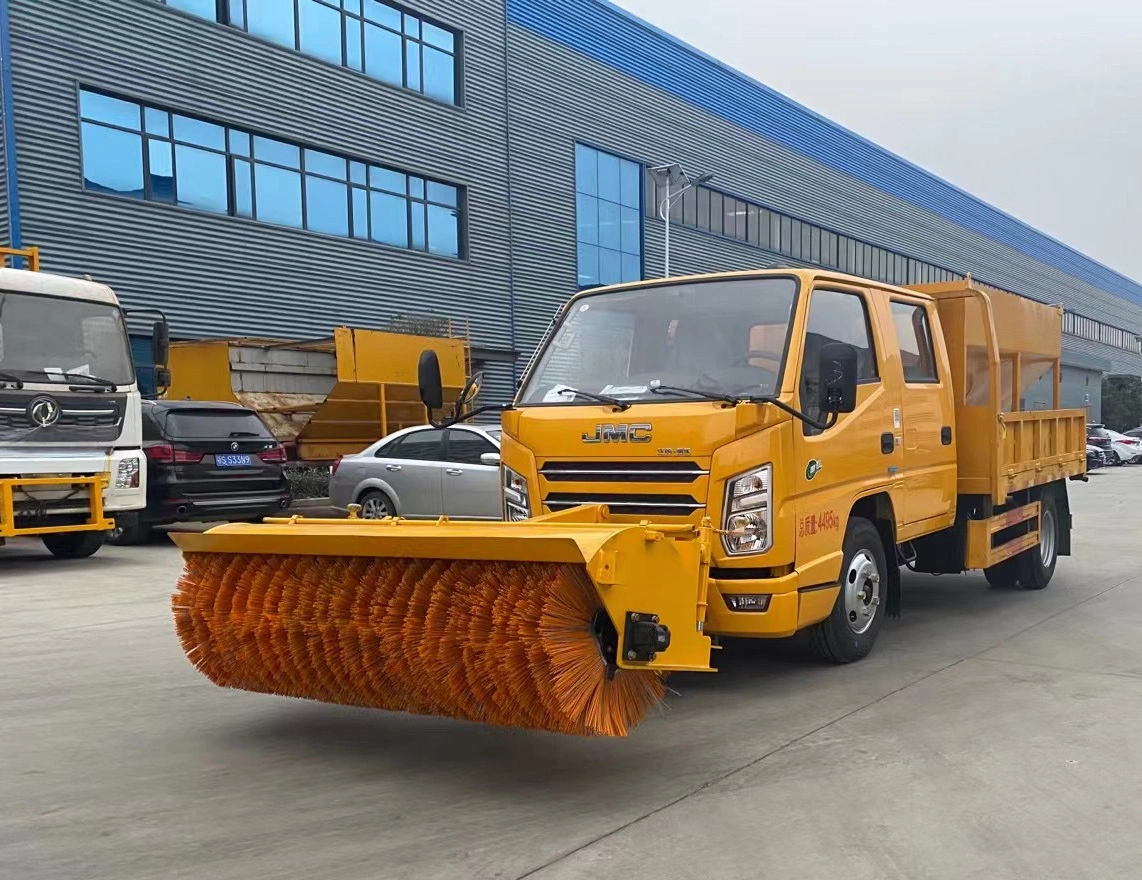 Jiangling double-cab snowplow