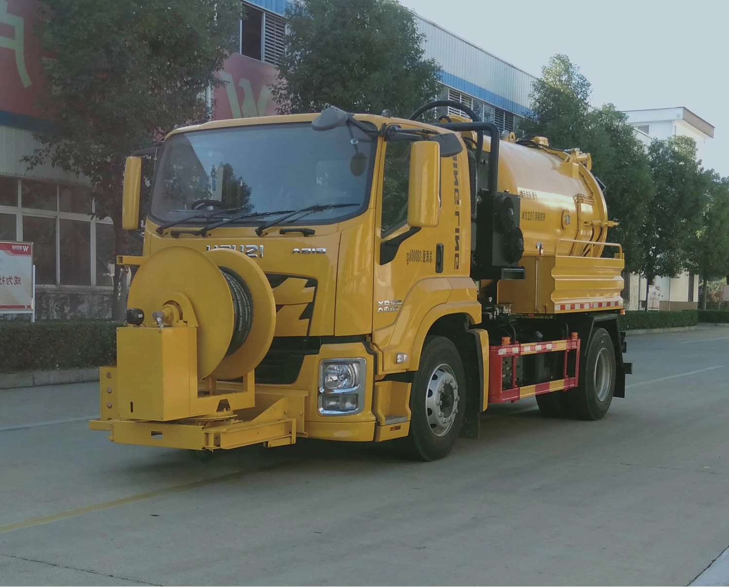 10-15 cubic meter Isuzu sewer cleaning truck