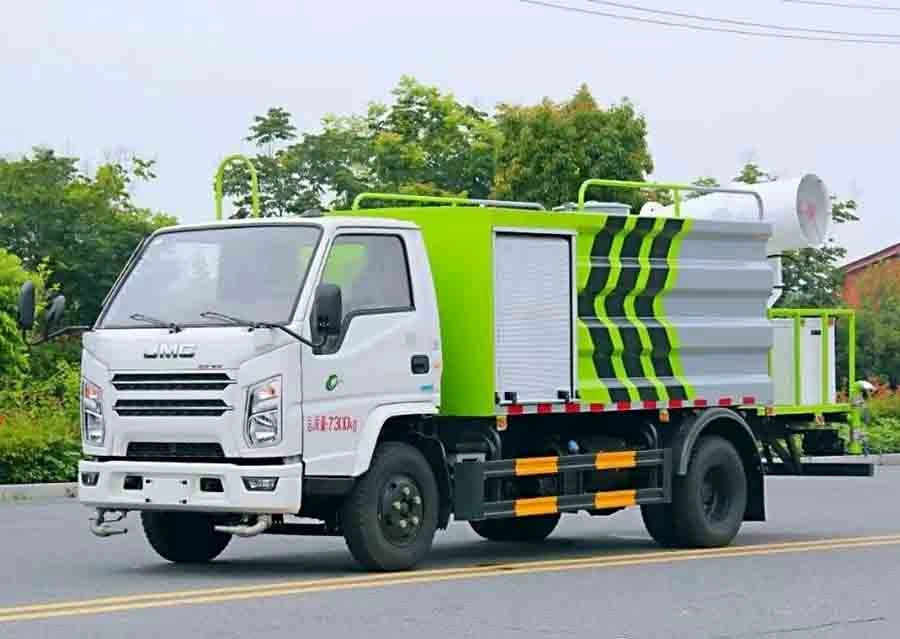 5-8 cubic meter Jiangling multi-purpose dust suppression vehicle
