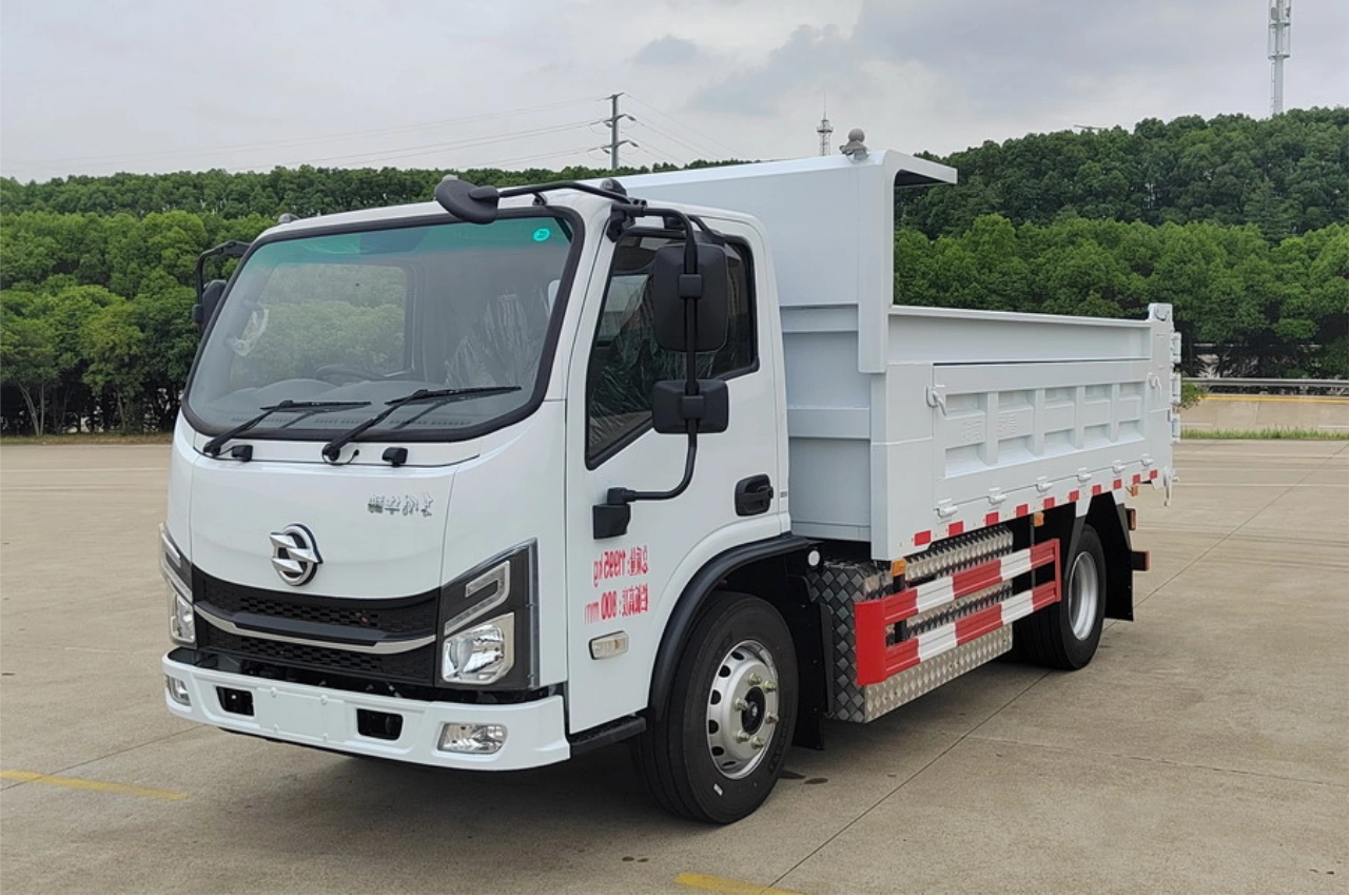 4X2 pure electric dump truck