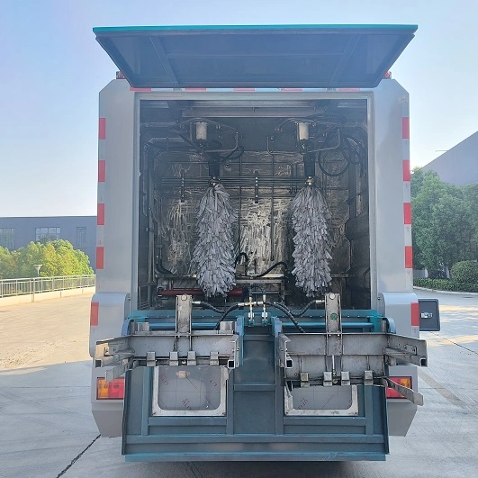 Trash can cleaning truck