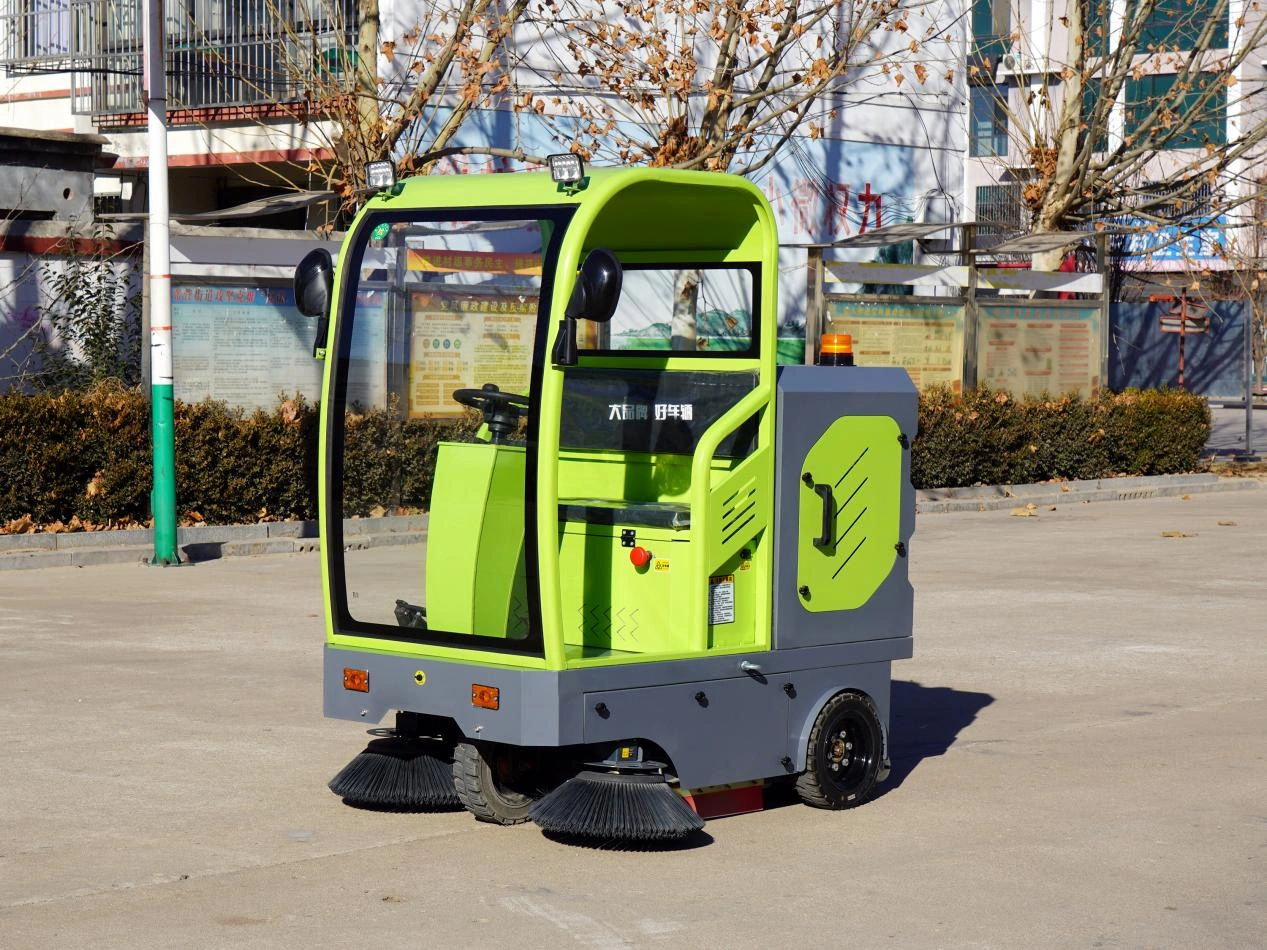 Semi-shed 1400 electric sweeper