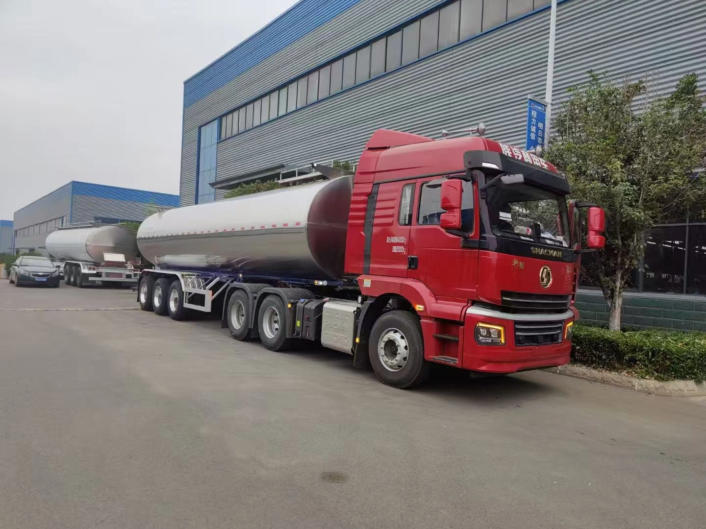 40-60 cubic fresh milk transport truck