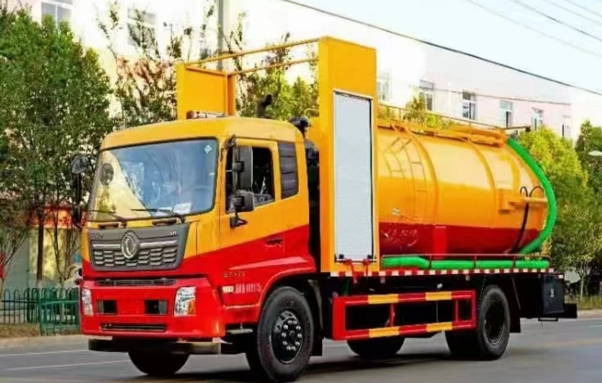 22-cubic-meter Dongfeng sewage cleaning and suction truck