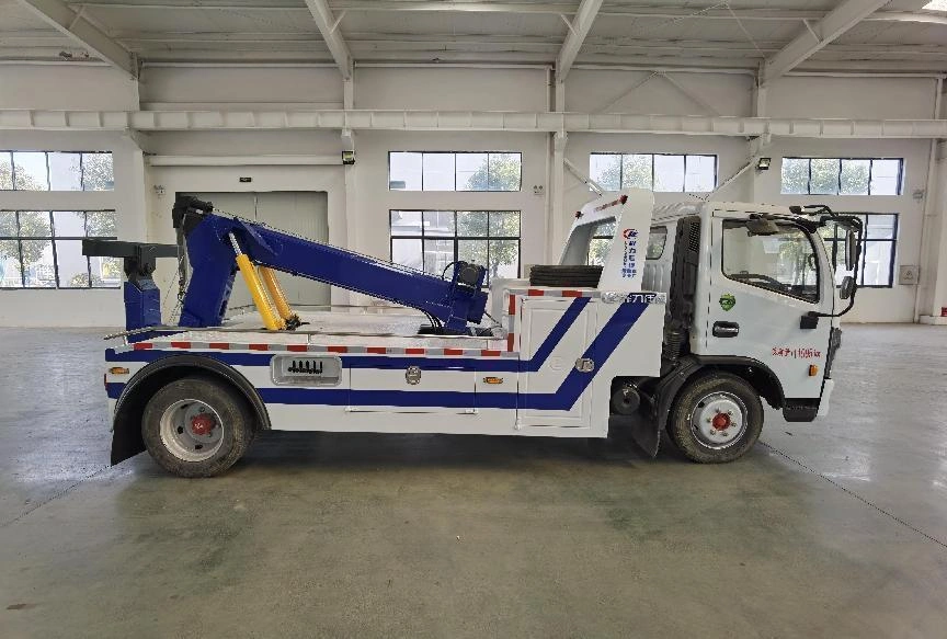 Dongfeng tow truck (6T)