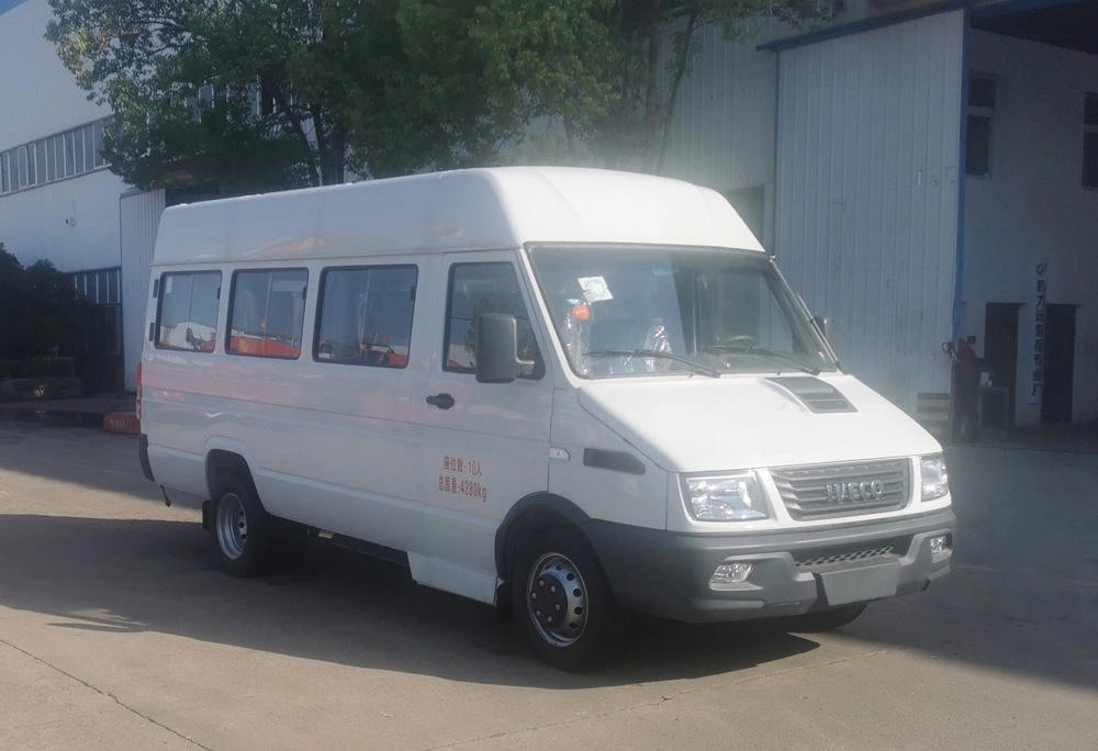 Personnel carrier for 10-17 people