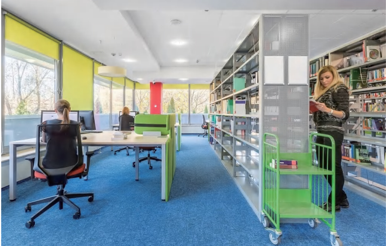 圖書館家具