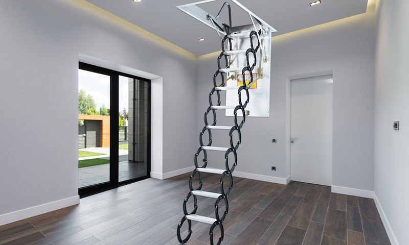 Manual Attic Ladder